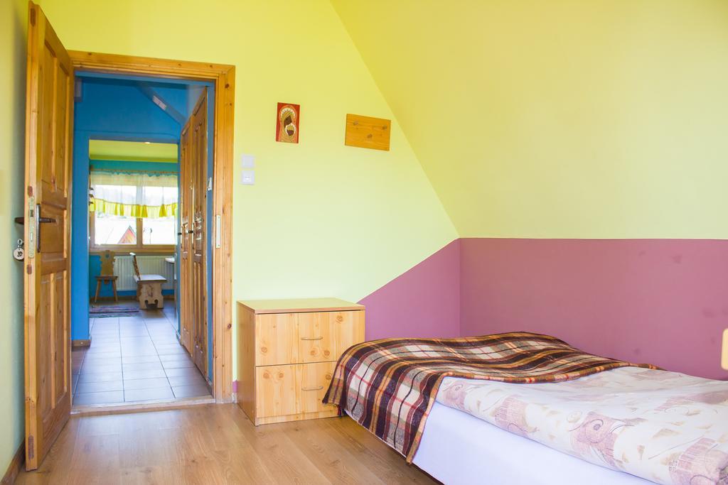 Hacjenda - Apartamenty I Pokoje Goscinne Czarna Gora Exterior photo