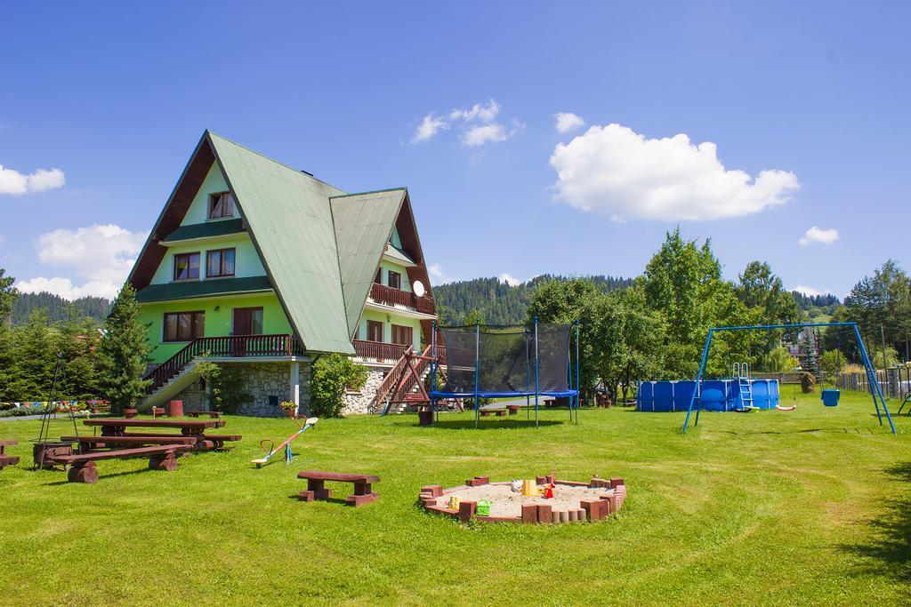Hacjenda - Apartamenty I Pokoje Goscinne Czarna Gora Exterior photo